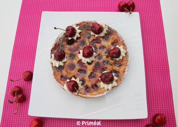 Mi-tarte mi-clafoutis aux cerises